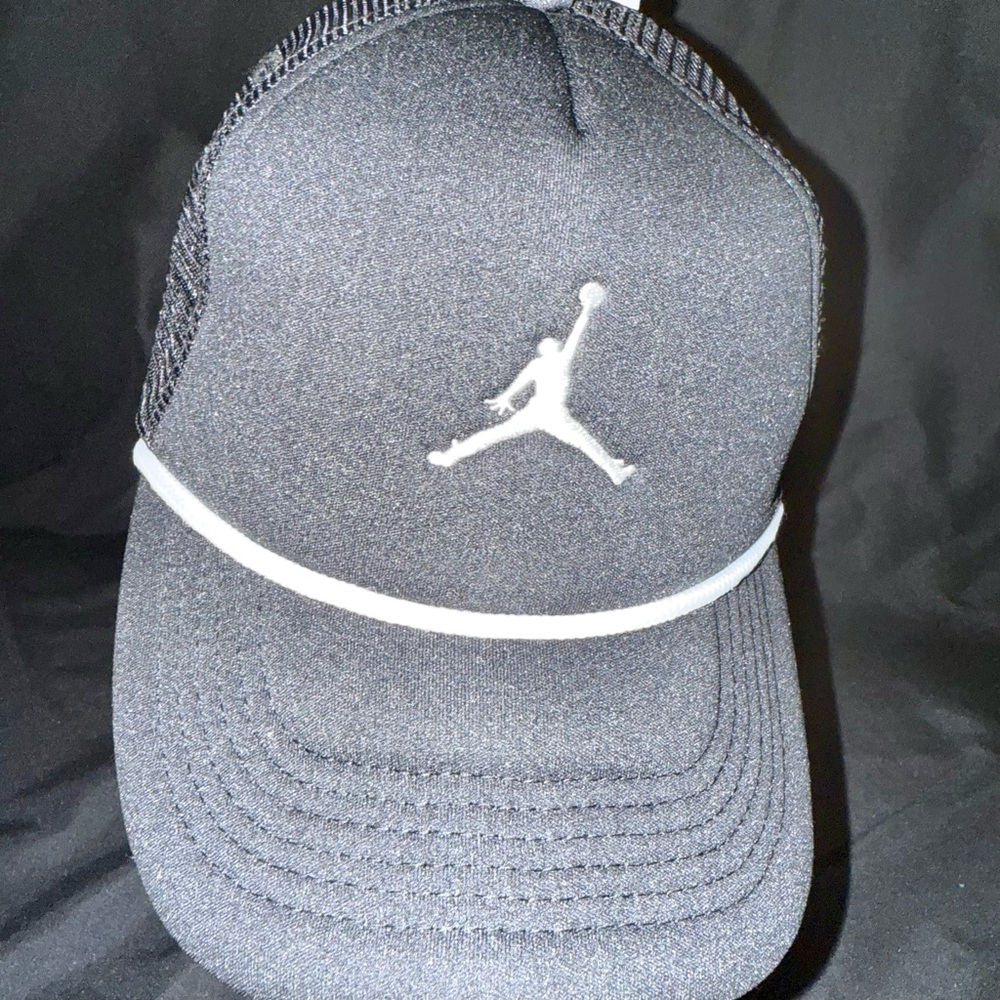 Nike Foam Rope Trucker Black and White- Youth Size SnapBack